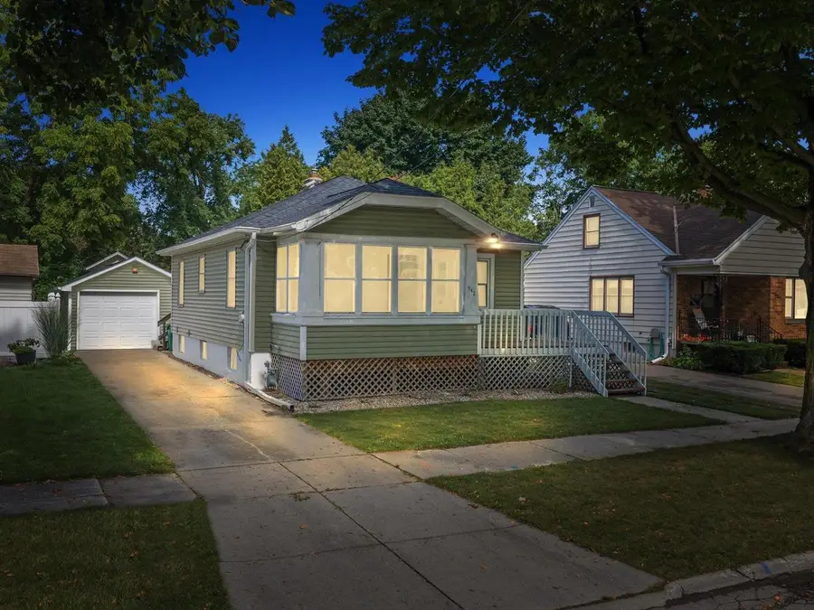 942 DIVISION STREET, Green Bay, WI 54303 - #2