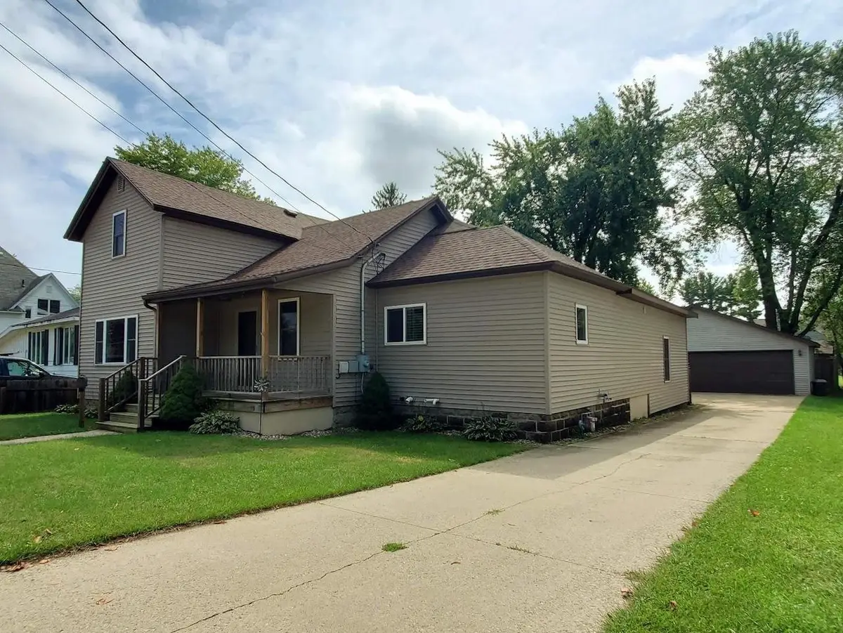 97 8TH STREET, Clintonville, WI 54929 - #1