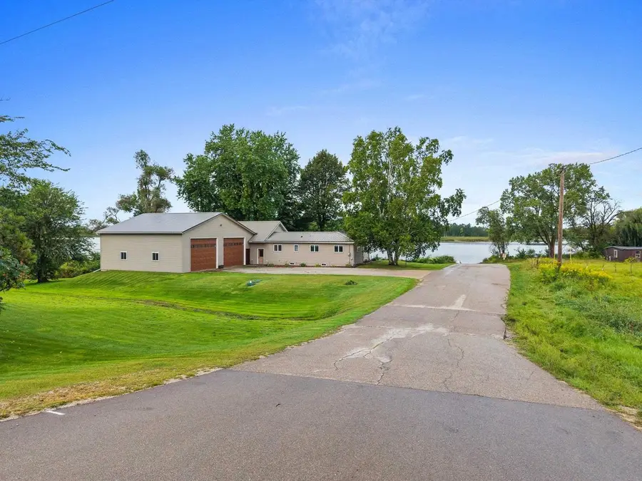 W4105 LAKE ROAD, Bonduel, WI 54107 - #2