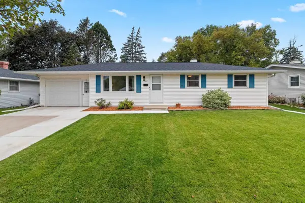 134 MINOR COURT, Green Bay, WI 54303