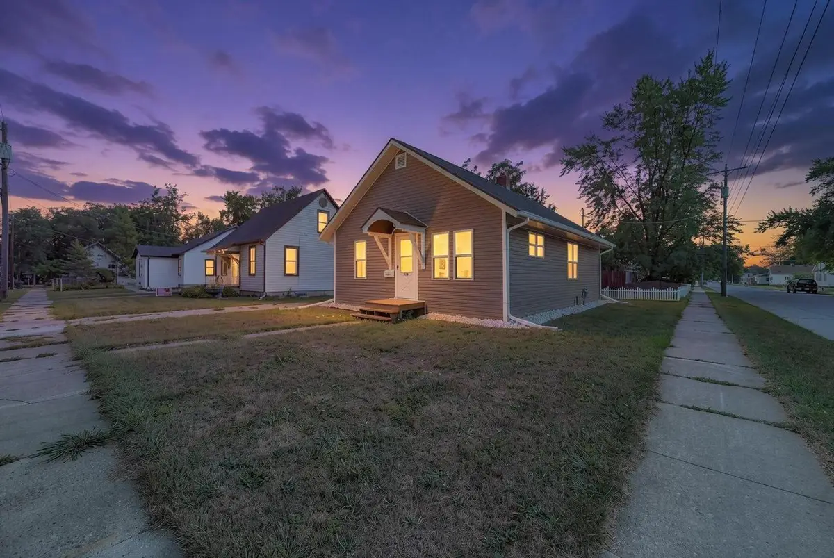733 W GRANT STREET, Appleton, WI 54914 - #1