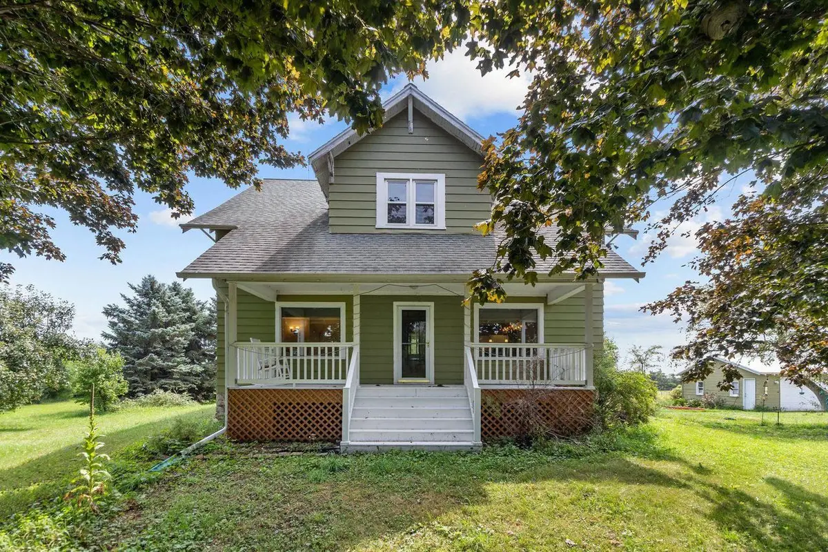6160 STH 29, Luxemburg, WI 54217 - #1