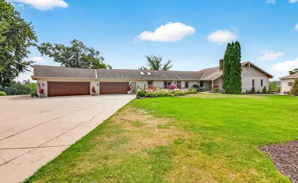 209 MAIN STREET, Wrightstown, WI 54180