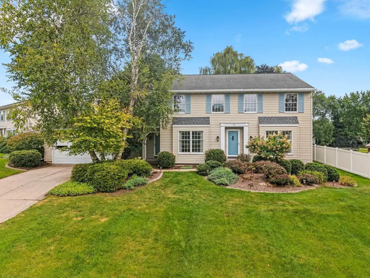 3560 HIGHLAND CENTER DRIVE, Green Bay, WI 54311 - #1