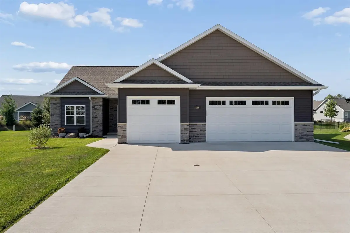 2146 CAROLINE COURT, Neenah, WI 54956 - #1