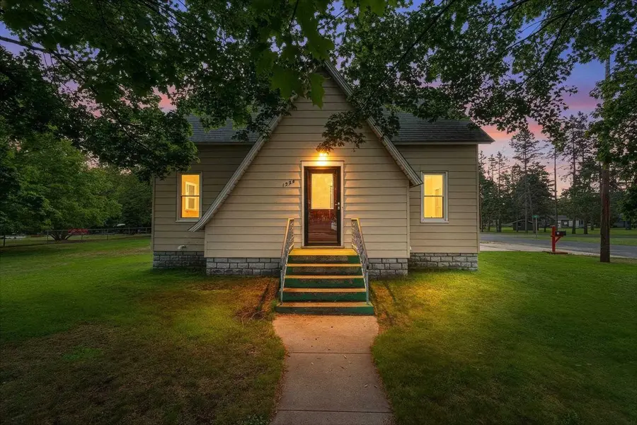 1524 6TH STREET, Marinette, WI 54143 - #3