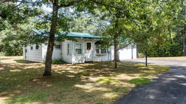 9078 BOELTER LAKE DRIVE, Almond, WI 54909