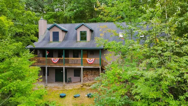 6352 WAYFARING LANE, Oconto, WI 54153