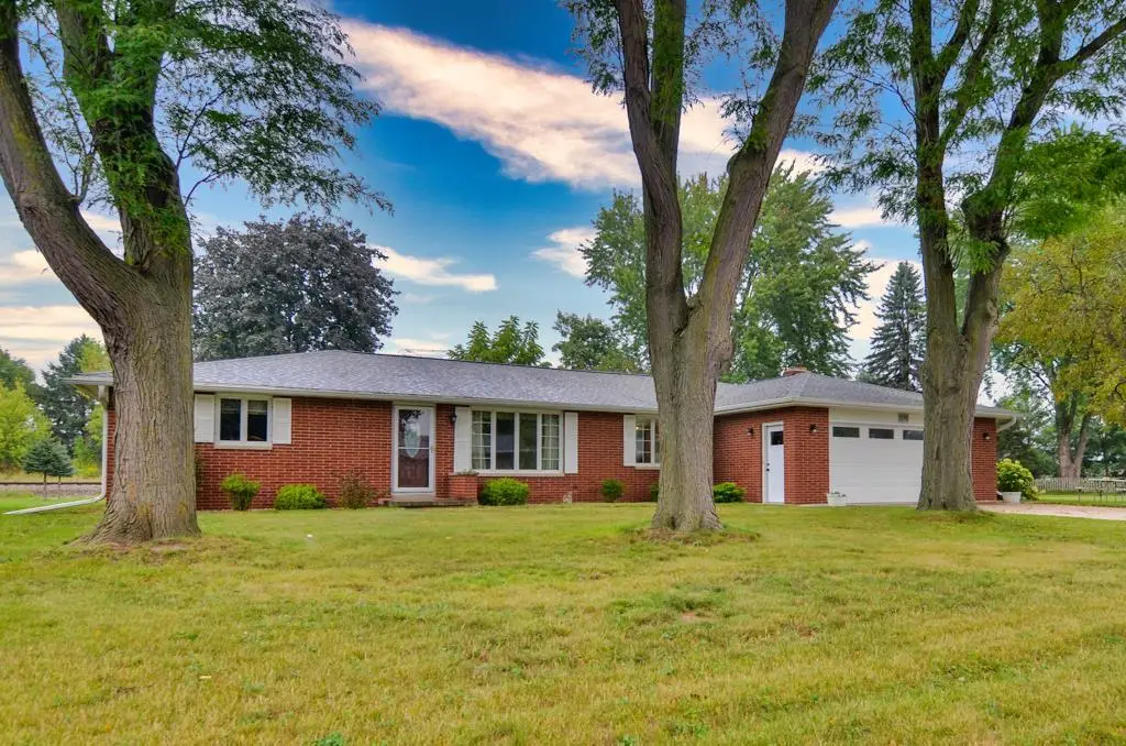1040 DEBRA STREET, Wrightstown, WI 54180 - #1