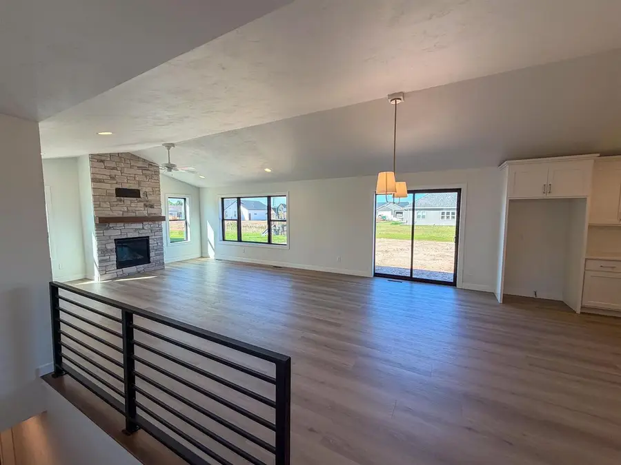 N8853 GALWAY LANE, Appleton, WI 54915 - #2