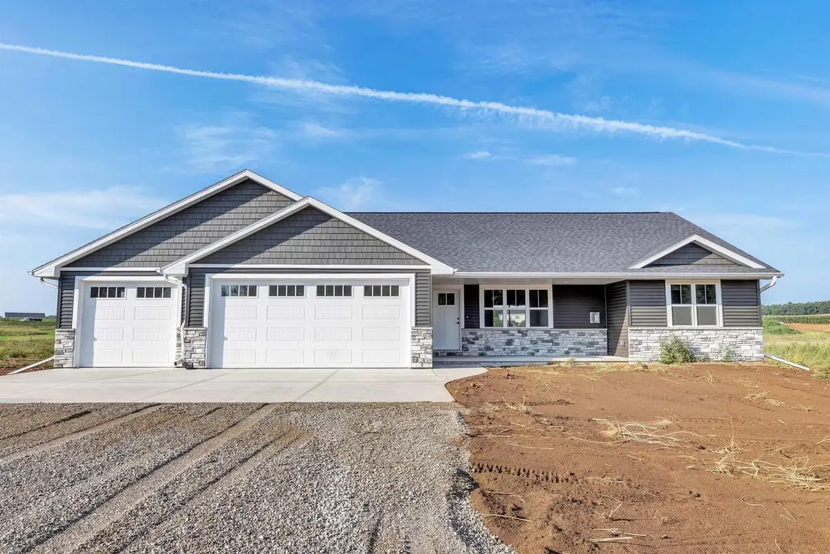 3735 HAROLDS WAY, Suamico, WI 54313 - #1