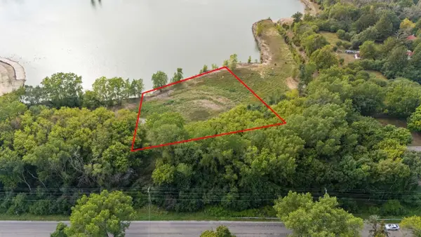 LEONARD POINT ROAD, Oshkosh, WI 54904