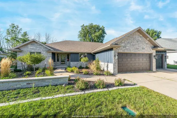 1549 BELLE PLANE CIRCLE, Green Bay, WI 54313