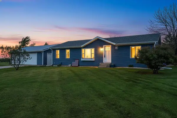 N2542 COUNTY RD F, Pulaski, WI 54162