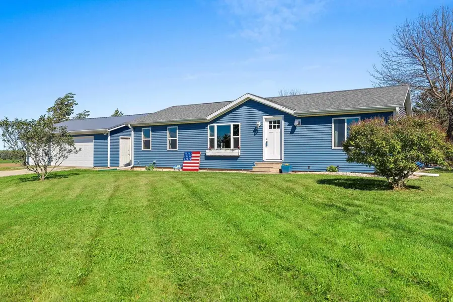 N2542 COUNTY RD F, Pulaski, WI 54162 - #2