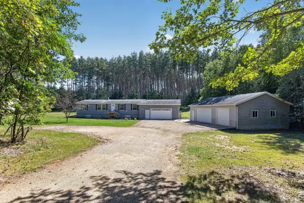W4877 CHICAGO DRIVE, Redgranite, WI 54970