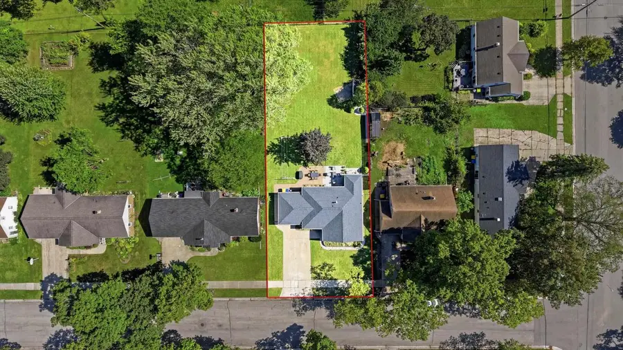 1019 REDWOOD DRIVE, Green Bay, WI 54304 - #2