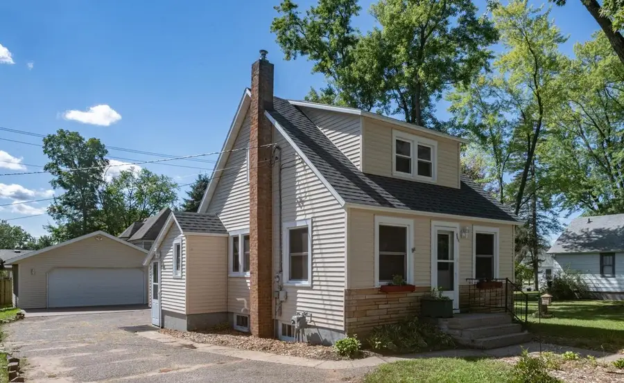 444 PARK AVENUE, Wild Rose, WI 54984 - #2