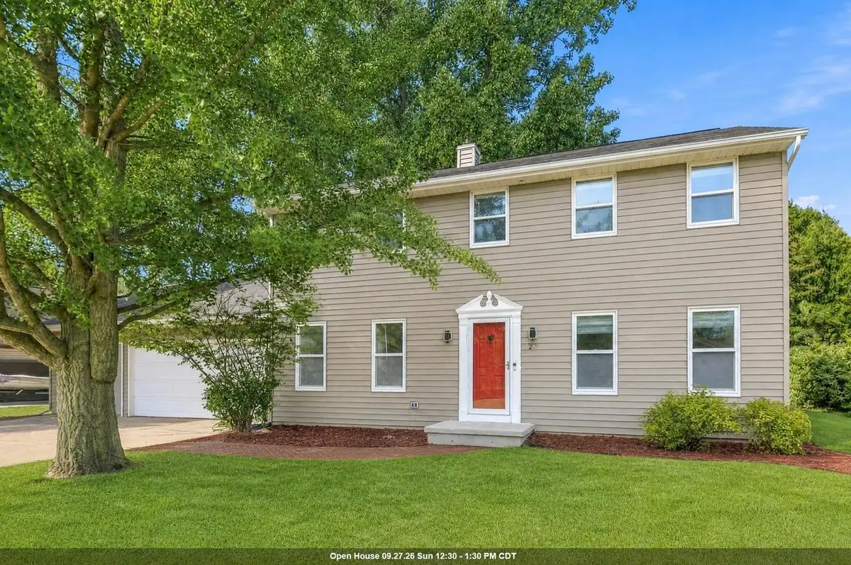 29 PHEASANT COURT, Appleton, WI 54915 - #1