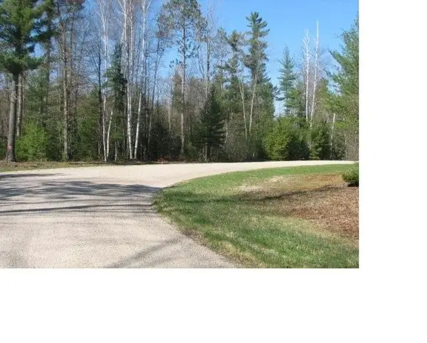 PINE RIDGE TRAIL, Abrams, WI 54101