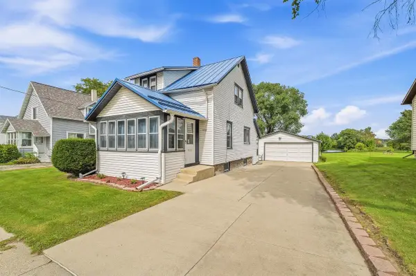 208 TAYLOR STREET, Waupun, WI 53963