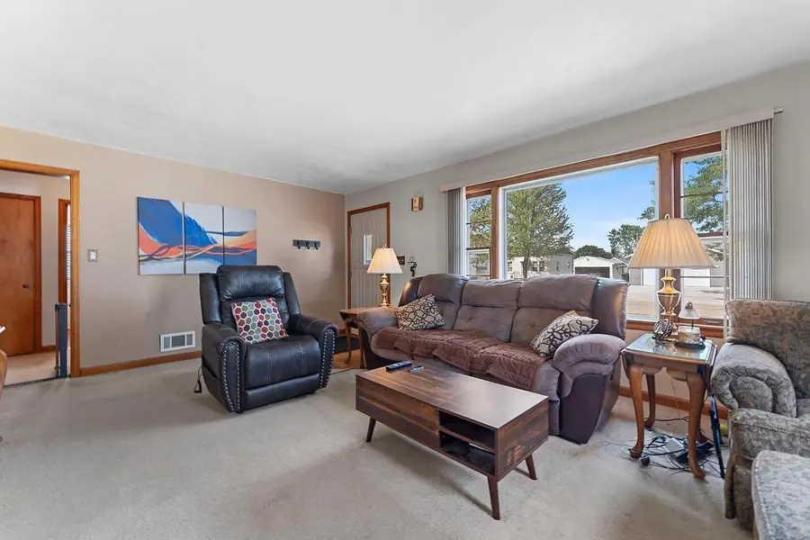 108 KING STREET, Neenah, WI 54956 - #3