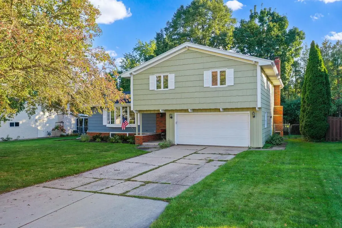336 BROOKRIDGE STREET, Green Bay, WI 54301 - #1