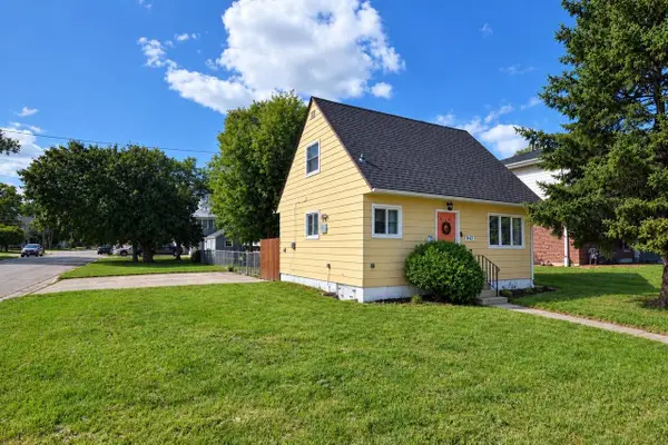 842 12TH AVENUE, Green Bay, WI 54304