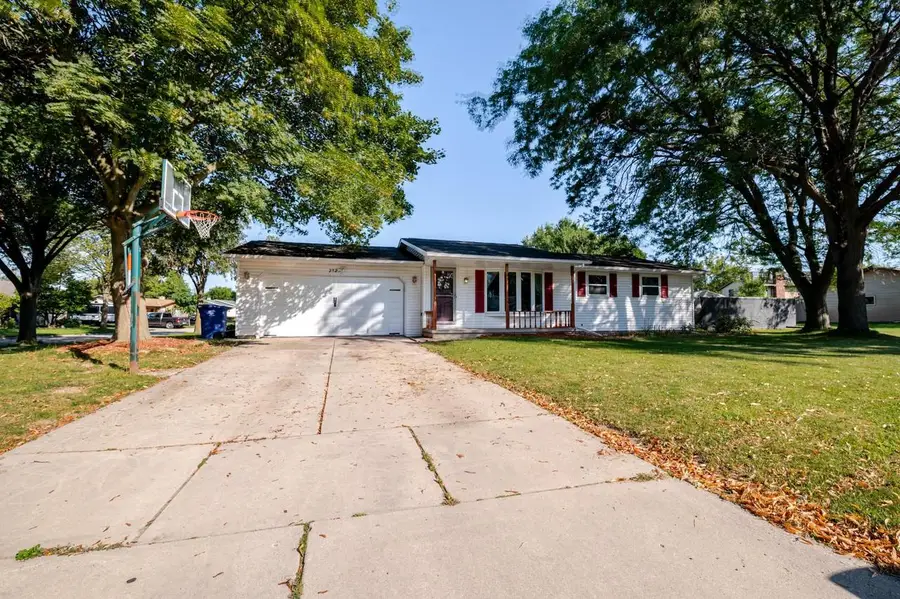 2525 HEATHER ROAD, Green Bay, WI 54311 - #2