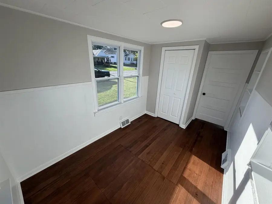 8 S 5TH STREET, Winneconne, WI 54986 - #3