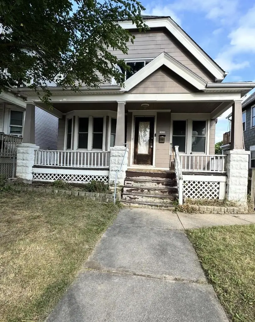 1020 S 32ND STREET, Milwaukee, WI 53215 - #1