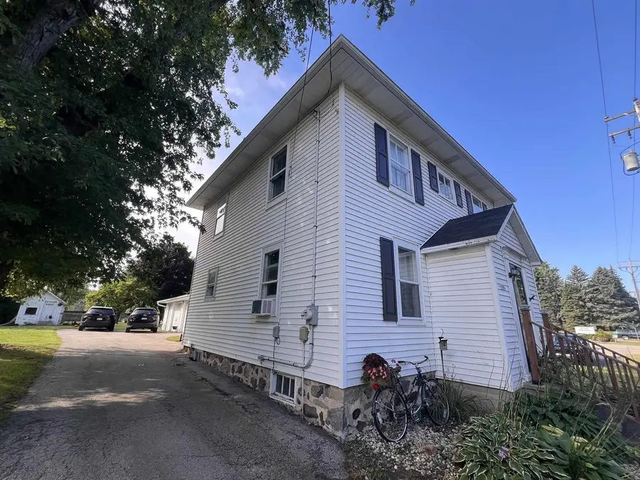 5283 HWY II, Larsen, WI 54947 - #3