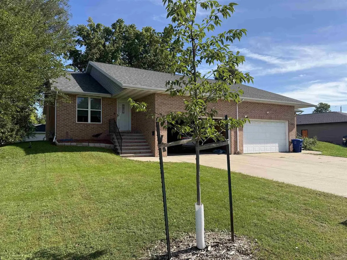 1541 CASS STREET, Green Bay, WI 54302 - #1