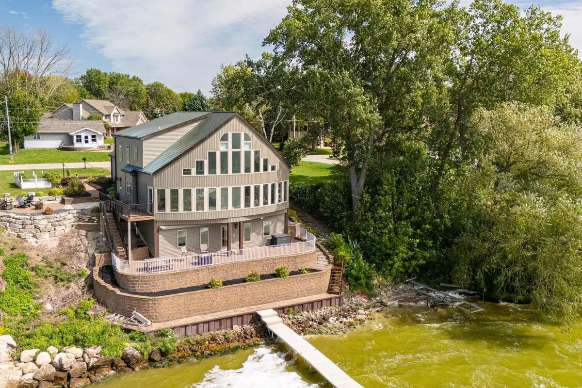 N7611 LOWER CLIFF ROAD, Sherwood, WI 54169 - #1