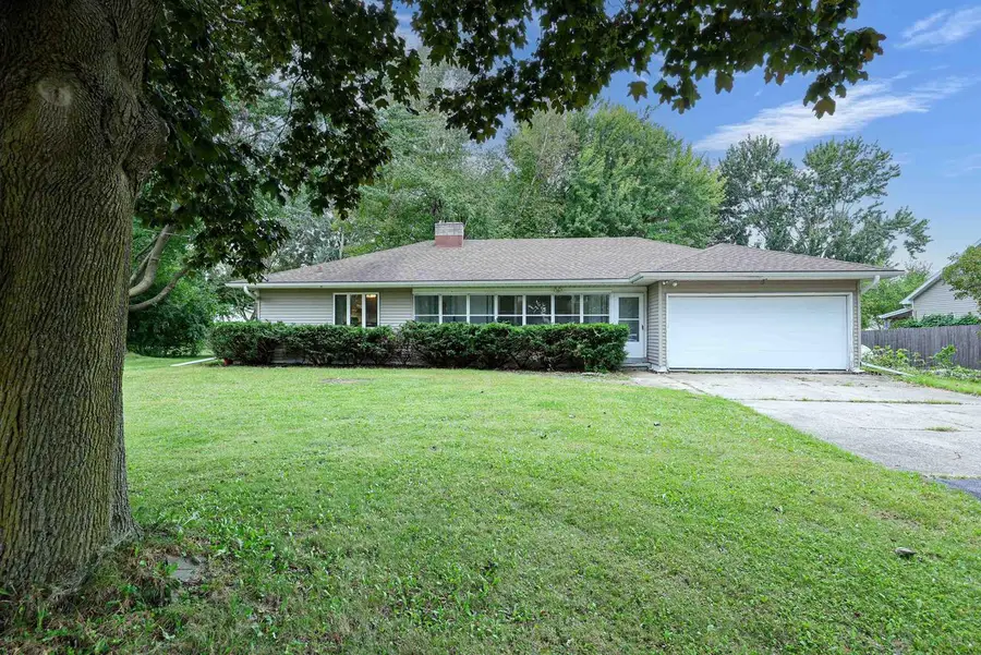 4939 N MEADE STREET, Appleton, WI 54913 - #2