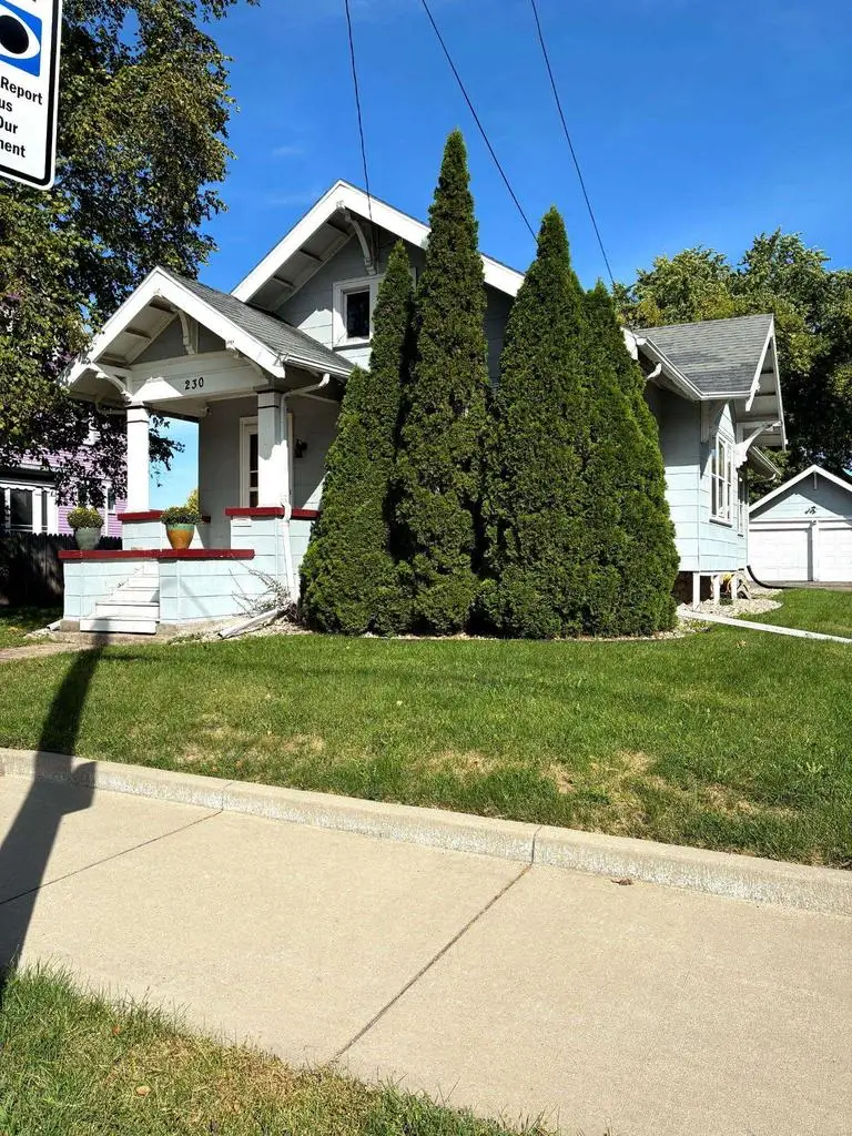 230 E IRVING AVENUE, Oshkosh, WI 54901 - #1