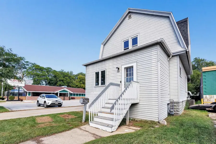 325 N MAIN STREET, Fond Du Lac, WI 54935 - #2