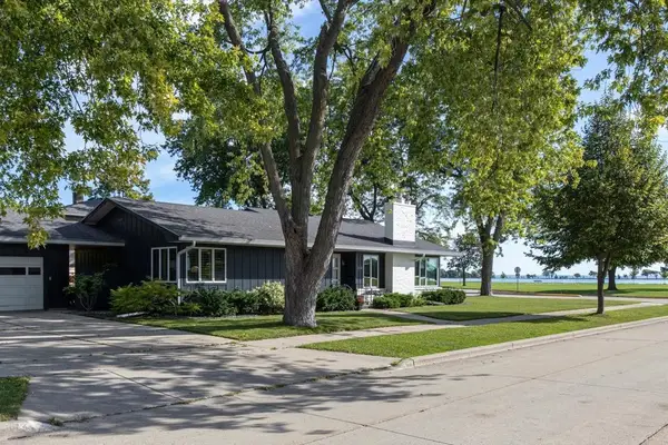 1120 BALDWIN AVENUE, Oshkosh, WI 54901