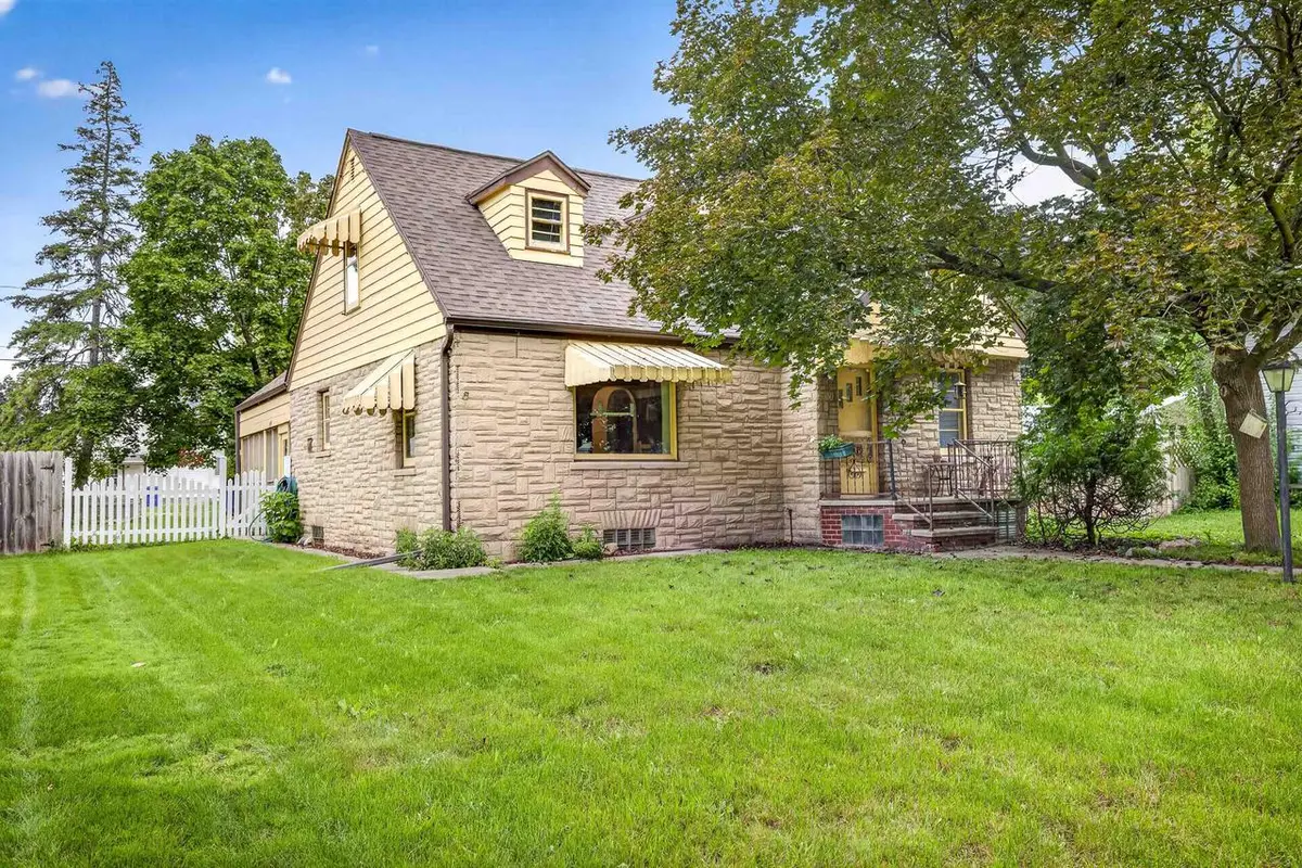 420 KLEIN STREET, Kaukauna, WI 54130 - #1