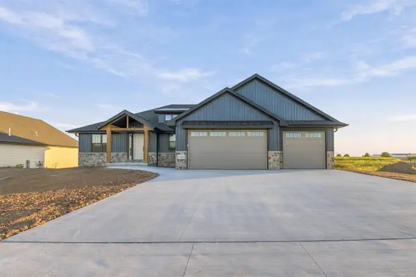 2782 STELOR DRIVE, Green Bay, WI 54311