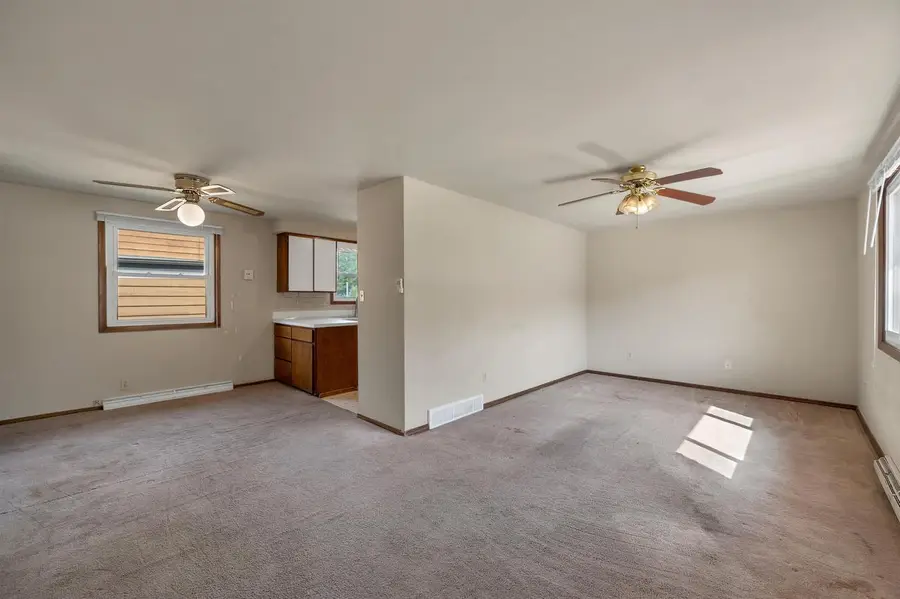 1104 SUYDAM STREET, Green Bay, WI 54301 - #3