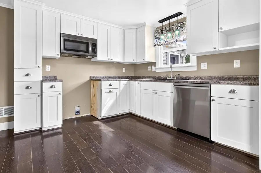 717 5TH STREET, Menasha, WI 54952 - #3