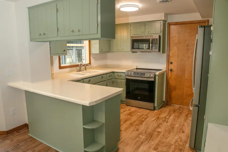1255 APRIL LANE, Green Bay, WI 54304 - #3