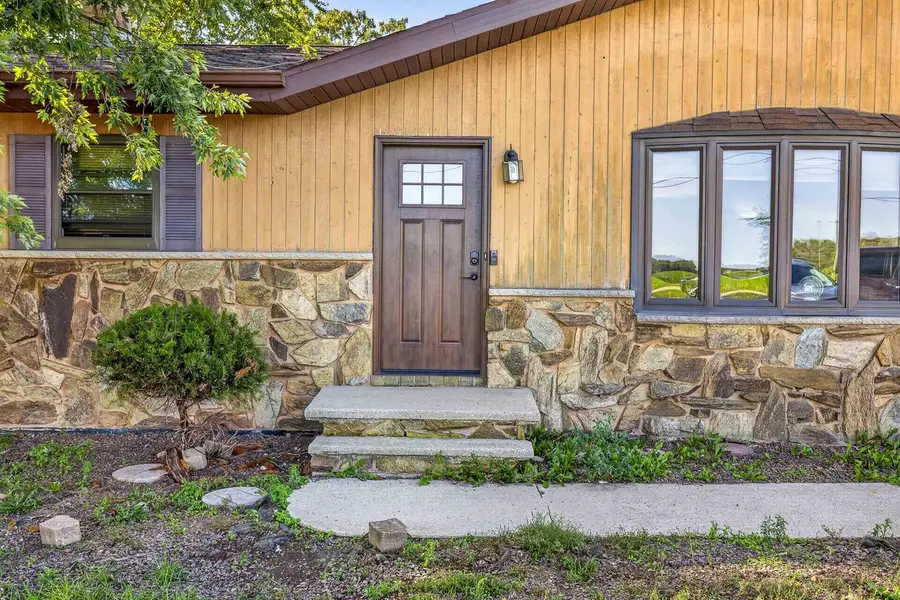 W487 COUNTY RD UU, Kaukauna, WI 54130 - #2