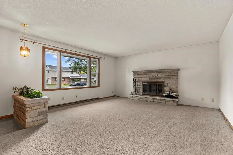 1229 E PERSHING STREET, Appleton, WI 54911 - #2