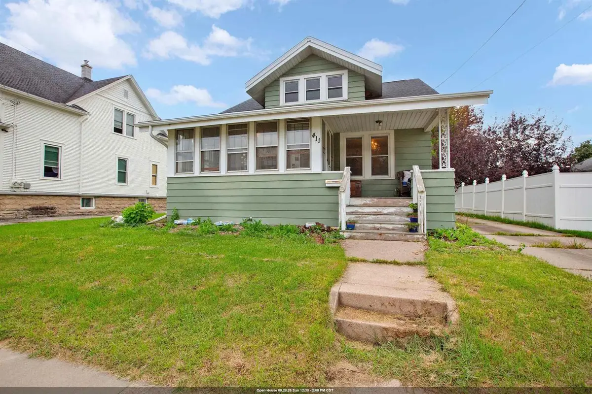 411 KNAPP STREET, Oshkosh, WI 54902 - #1