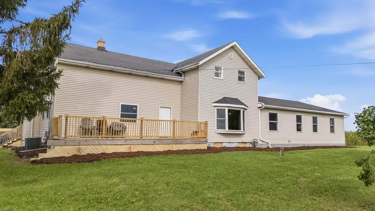 N3262 STATE ROAD 175, Brownsville, WI 53006 - #1