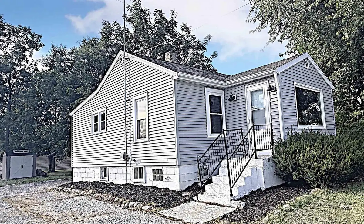 622 TOWER AVENUE, Kellnersville, WI 54215 - #1