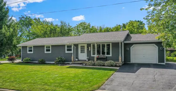 198 E GREEN BAY STREET, Pulaski, WI 54162