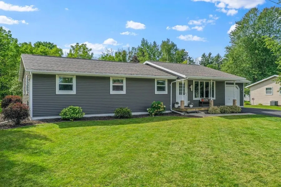 198 E GREEN BAY STREET, Pulaski, WI 54162 - #2